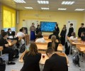 Полицейские Колымы проводят тематические занятия со школьниками